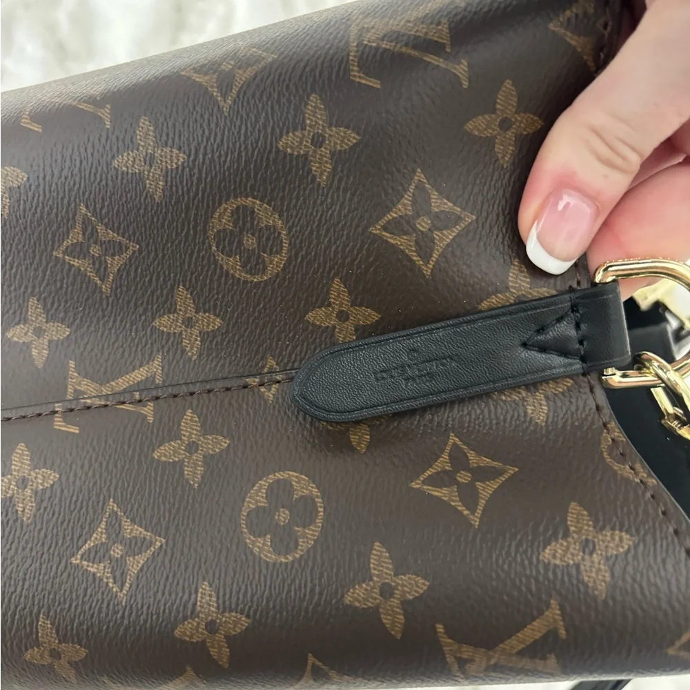 Brown logo purse - Picture 7 of 7